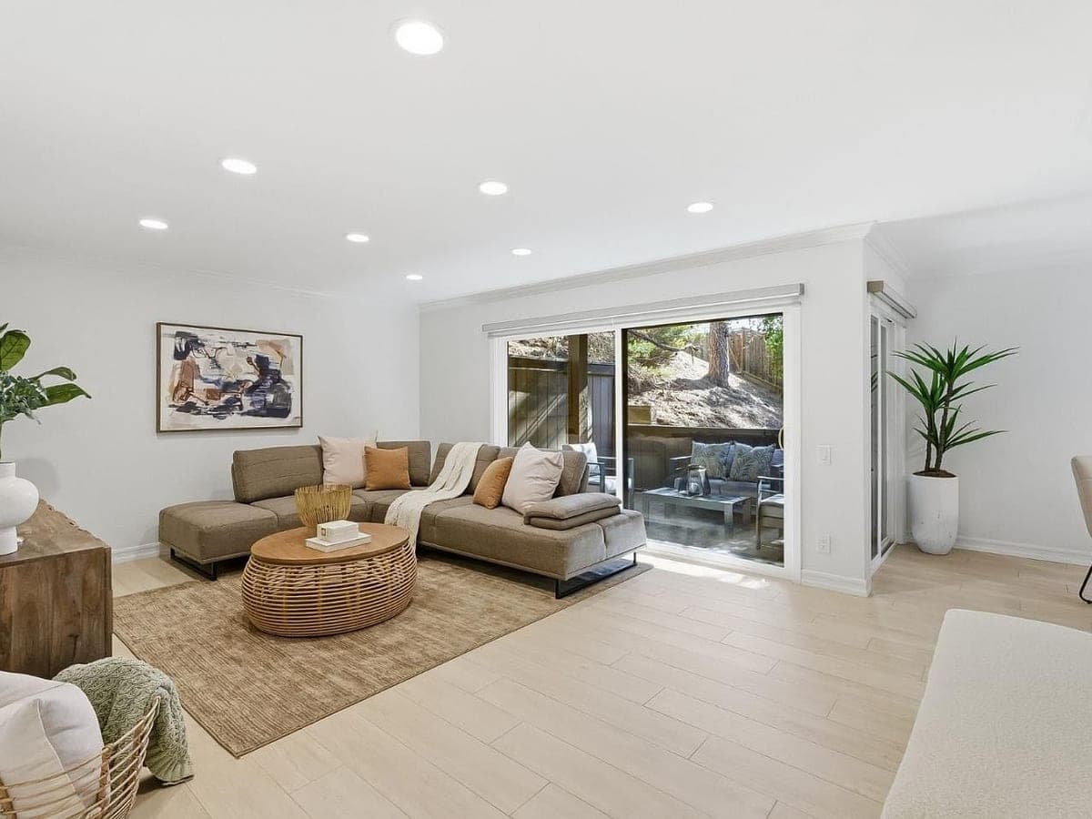 Closed transaction in San Carlos